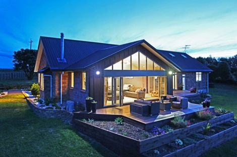 Photo of property in 105 Medhurst Road, Bombay, 2675