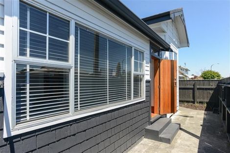 Photo of property in 6 Latham Street, Napier South, Napier, 4110