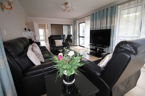 Photo of property in 11 Renoir Avenue, Belmont, Lower Hutt, 5010