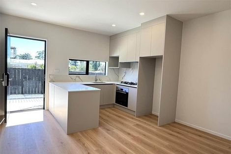 Photo of property in 102b Ennis Avenue, Pakuranga Heights, Auckland, 2010
