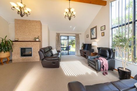 Photo of property in 9 Delta Place, Milson, Palmerston North, 4414