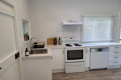 Photo of property in 3 Mcfaddens Road, St Albans, Christchurch, 8052