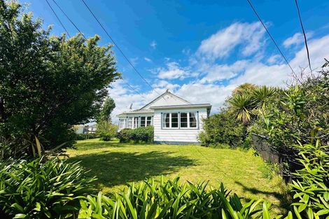 Photo of property in 2 Churton Crescent, Taita, Lower Hutt, 5011