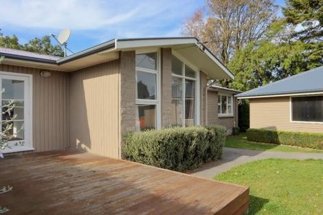 Photo of property in 66 Staveley Street, Avonhead, Christchurch, 8042