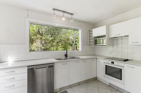 Photo of property in 125 Braemar Road, Castor Bay, Auckland, 0620