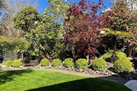 Photo of property in 6 Fendalton Crescent, Pinehaven, Upper Hutt, 5019