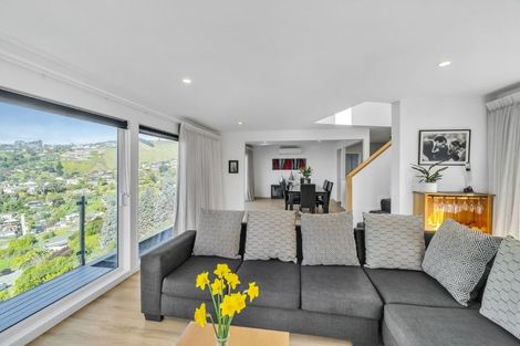 Photo of property in 18 Glendevere Terrace, Redcliffs, Christchurch, 8081