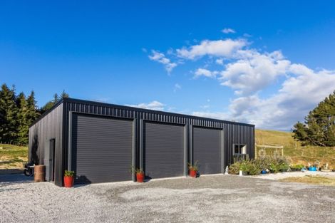 Photo of property in 2 Charnley Way, Kinloch, Taupo, 3385