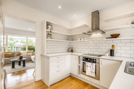 Photo of property in 3/17 Saltburn Road, Milford, Auckland, 0620