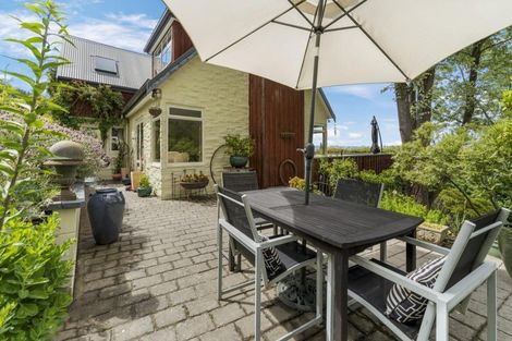 Photo of property in 2 Hazlett Street, Clyde, 9330