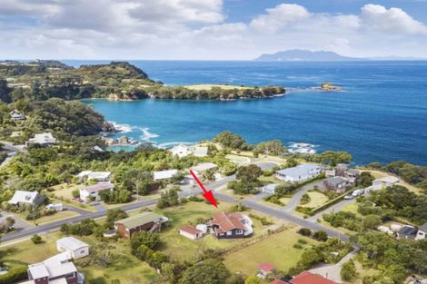 Photo of property in 4 Penguin Street, Leigh, 0985