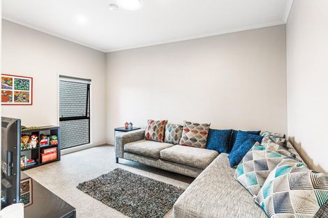 Photo of property in 22 Peihana Road, Hobsonville, Auckland, 0616