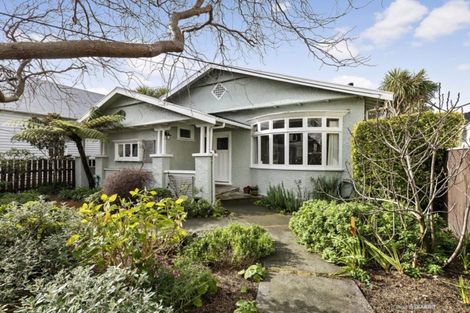 Photo of property in 211 The Parade, Island Bay, Wellington, 6023