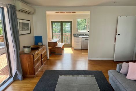 Photo of property in 15 Wiremu Place, Blagdon, New Plymouth, 4310