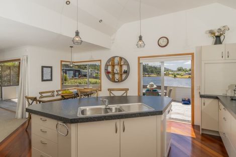 Photo of property in 36 Motukorure Parade, Cooks Beach, Whitianga, 3591