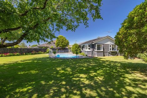 Photo of property in 15 Dunster Street, Burnside, Christchurch, 8053