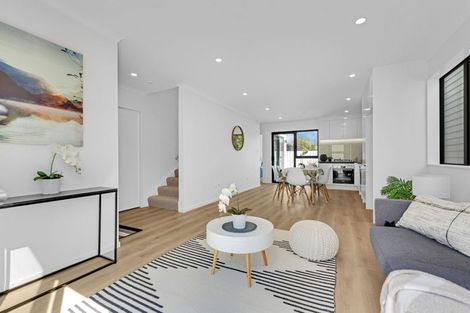 Photo of property in 8b Gardiner Grove, Mangere East, Auckland, 2024