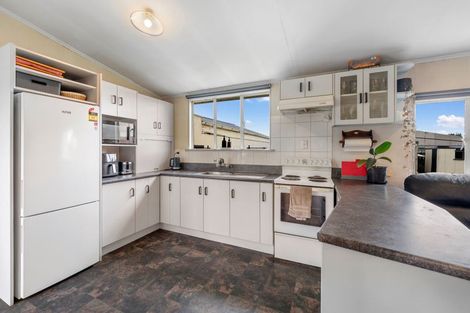 Photo of property in 64 Charlton Road, Gore, 9710