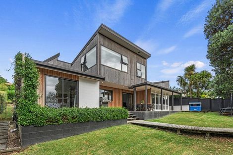Photo of property in 25 Mayfair Crescent, Mairangi Bay, Auckland, 0630