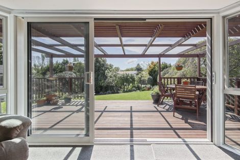 Photo of property in 4b Canberra Place, Redwood, Christchurch, 8051