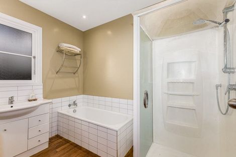 Photo of property in 139 Townsend Road, Miramar, Wellington, 6022