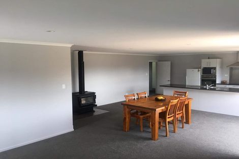 Photo of property in 10 Crawford Close, Amberley, 7410