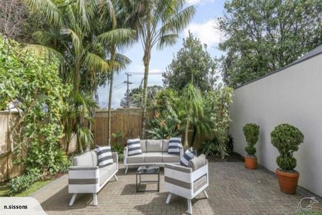 Photo of property in 7 Canterbury Park Lane, Ellerslie, Auckland, 1051