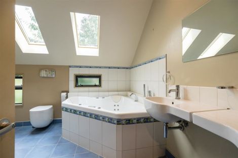 Photo of property in 74 Bills Way, Wanaka, 9305