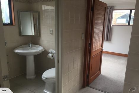 Photo of property in 14 Pascoe Avenue, Paremata, Porirua, 5026