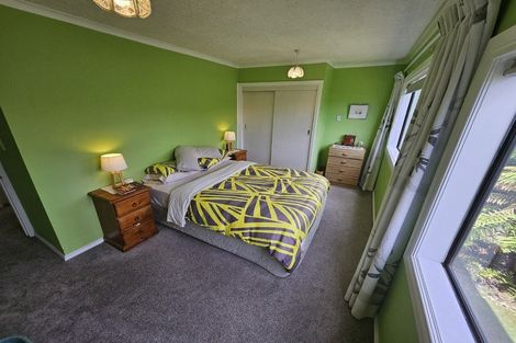 Photo of property in 2 Herewini Street, Titahi Bay, Porirua, 5022