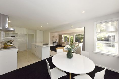 Photo of property in 11 Chislehurst Place, Bryndwr, Christchurch, 8052