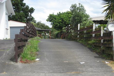 Photo of property in 10 Tranent Road, Mangere, Auckland, 2022