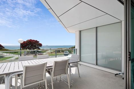 Photo of property in 204/136 Marine Parade, Mount Maunganui, 3116