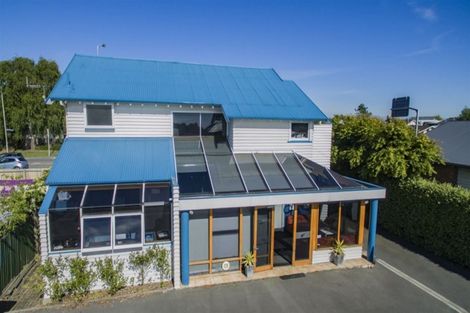 Photo of property in 4 Whitmore Street, Edgeware, Christchurch, 8013