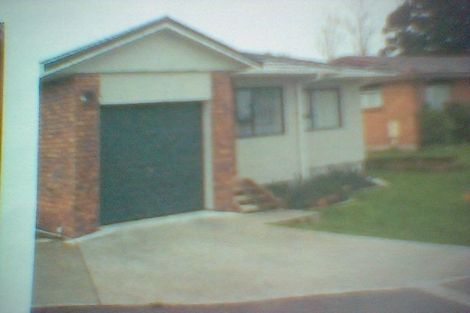 Photo of property in 12 Lidcombe Place, Avondale, Auckland, 1026