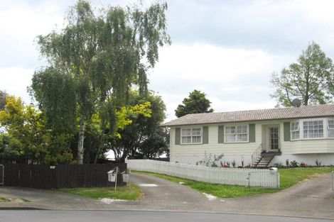 Photo of property in 2/20 Carter Place, Manurewa, Auckland, 2102