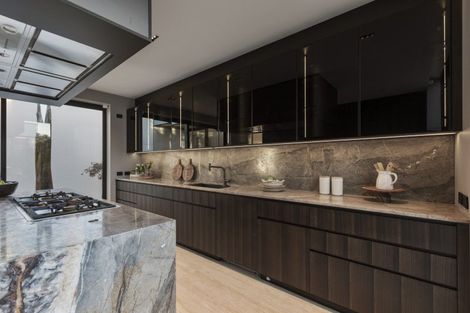 Photo of property in 92 Paritai Drive, Orakei, Auckland, 1071