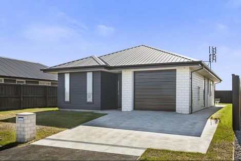 Photo of property in 6 Avanda Avenue, Rolleston, 7615