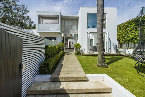 Photo of property in 2a Clifton Road, Hauraki, Auckland, 0622