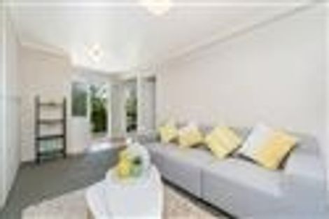 Photo of property in 1/17 Powrie Street, Glenfield, Auckland, 0629