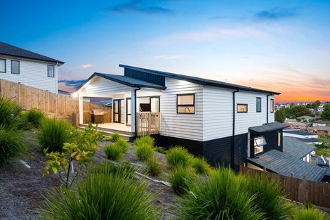 Photo of property in 41 Korihi Drive, Swanson, Auckland, 0614