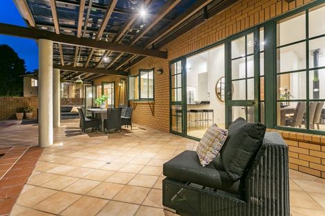 Photo of property in 35 Isobel Road, Greenhithe, Auckland, 0632