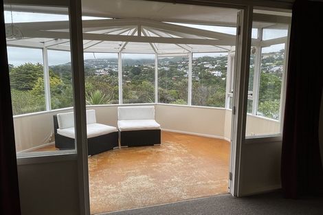 Photo of property in 31 Lynda Avenue, Paparangi, Wellington, 6037