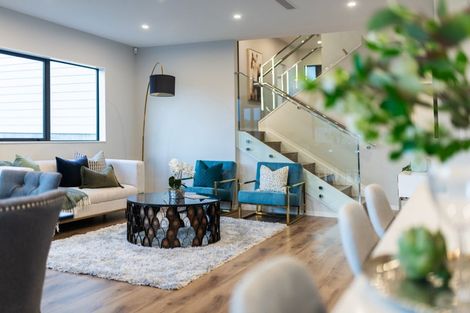 Photo of property in 18 Cirrus Way, Ranui, Auckland, 0612