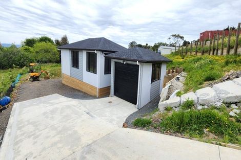 Photo of property in 8a Gracechurch Drive, Flat Bush, Auckland, 2016