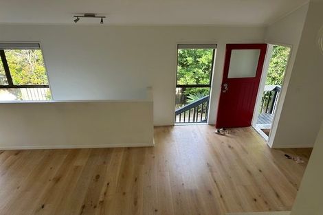 Photo of property in 1/10 Newstead Avenue, Browns Bay, Auckland, 0632