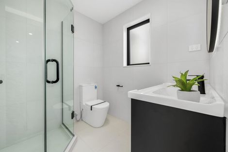 Photo of property in 658d Te Atatu Road, Te Atatu Peninsula, Auckland, 0610