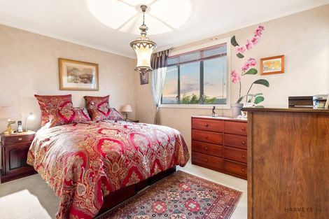 Photo of property in 6 View Ridge Drive, Ranui, Auckland, 0612