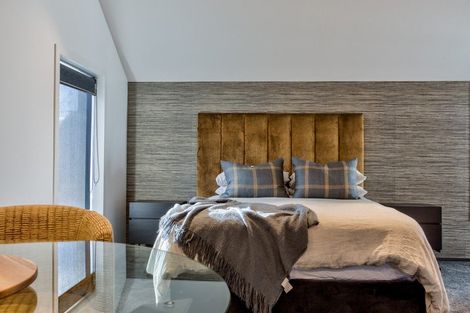 Photo of property in 16 Mccaw Mews, Wanaka, 9305