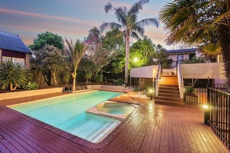 Photo of property in 100 Porritt Avenue, Chatswood, Auckland, 0626